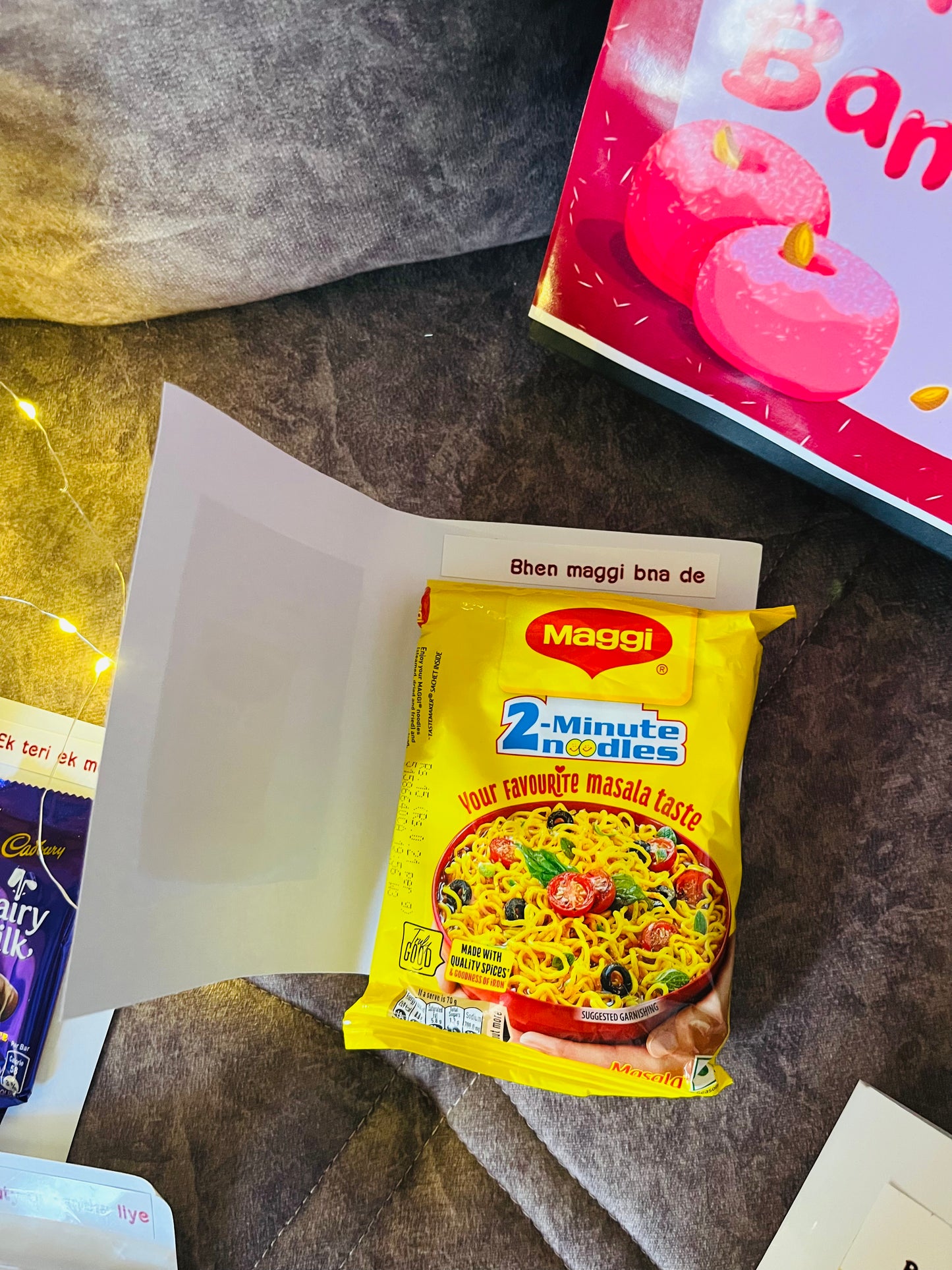 Rakhi hamper for sister