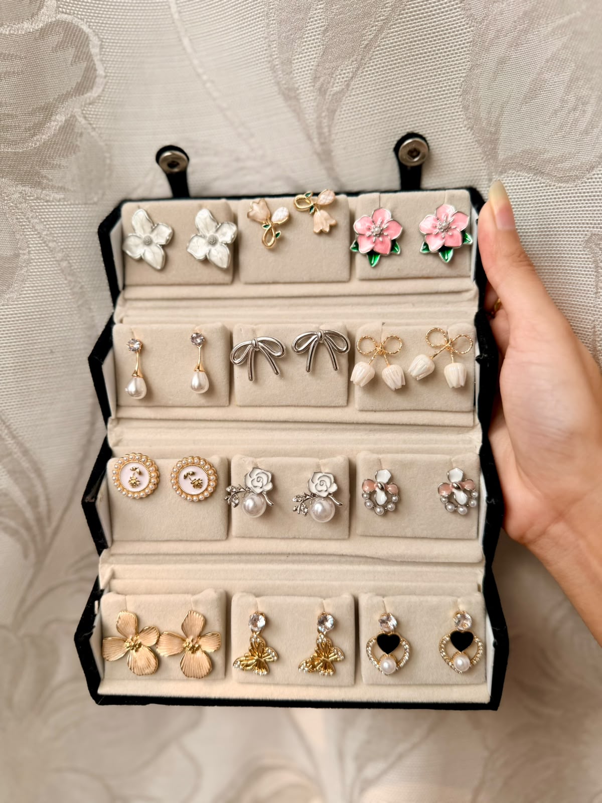 Korean Earings box 12 pair