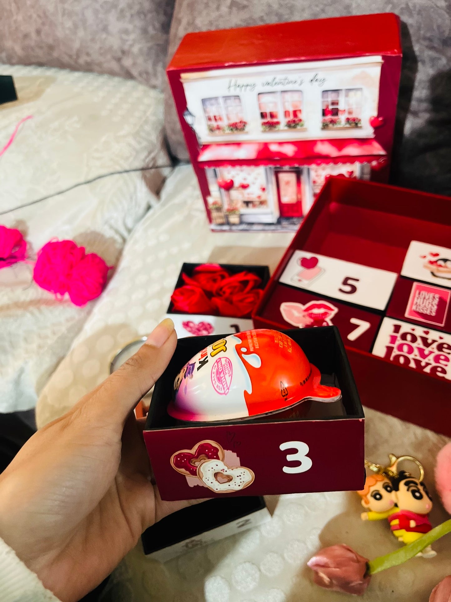 8 in one valentine hamper