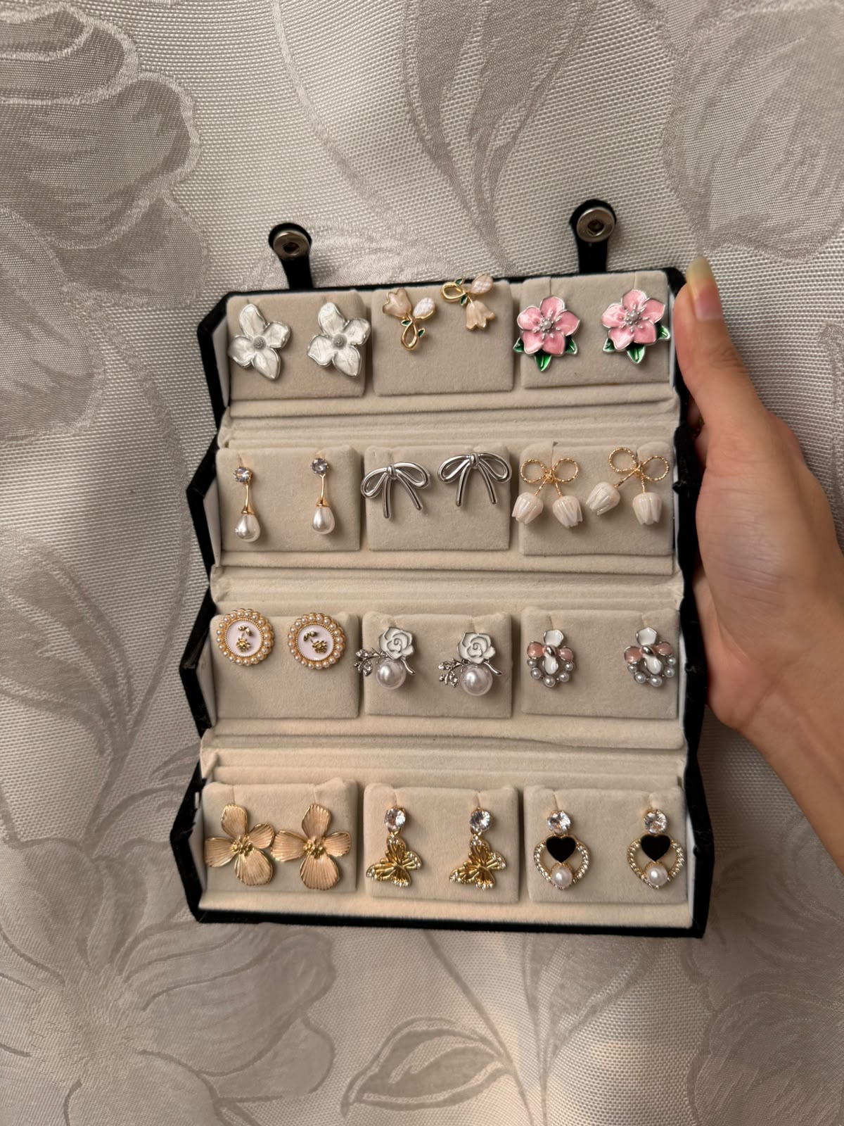 Korean Earings box 12 pair
